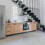 Miralis * Никиана