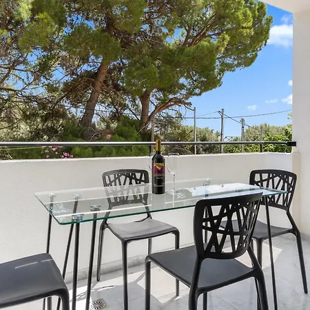 Miralis Apartmán Nikiana