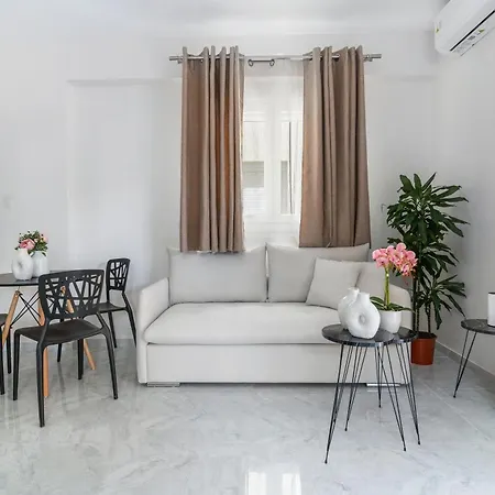 Miralis Apartment